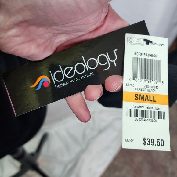 Ideology Black and Pink Cancer Awareness Sweatshirt Size Small - Picture 7 of 8